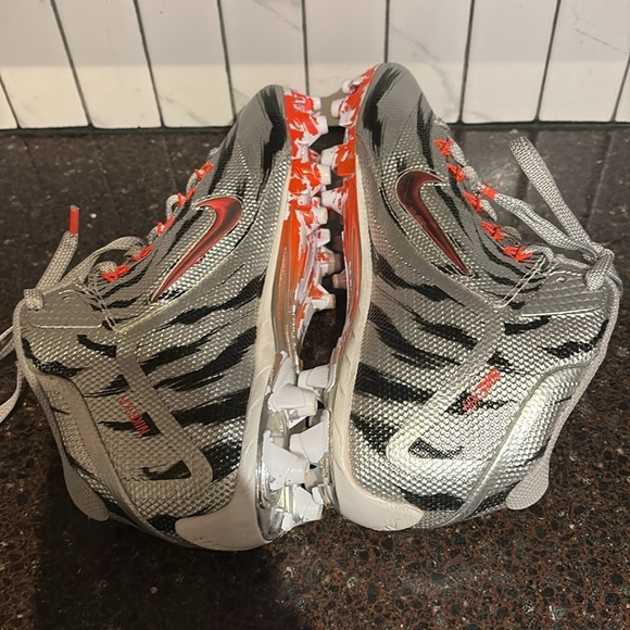 Nike Football Cleats Alpha Pro 2 3/4 TD Sz 8 Men’s Shoes Silver  820280-060- - Picture 5 of 8